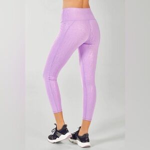 Fabletics Powerhold Leggings in Kick Butt Aster Purple Lavender size Small
